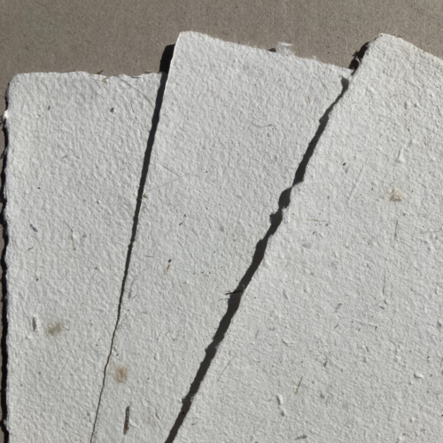 Papier chanvre avec inclusions de lin